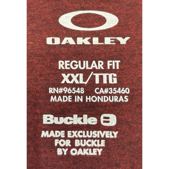 Oakley Shirt Men's Size XXL Script Made For Buckle Store Premium NWOT Maroon - Picture 13 of 13
